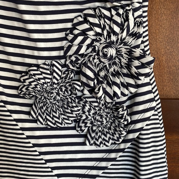 Color Works - Picture 4 of 4